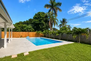 345 Pinehurst Rd, West Palm Beach, FL 33461 - Photo 17
