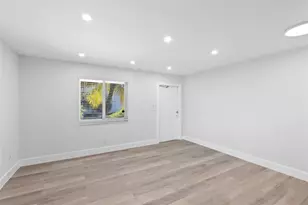1101 NE 18th Ave, Fort Lauderdale, FL 33304 - Photo 9