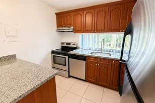17021 N Bay Rd, Sunny Isles Beach, FL 33160 - Photo 1