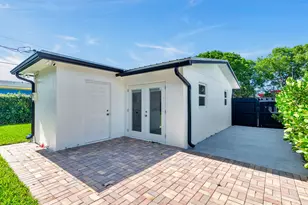 411 Summa St, West Palm Beach, FL 33405 - Photo 11