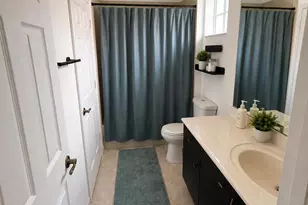 2986 NW 35th Ave, Lauderdale Lakes, FL 33311 - Photo 15