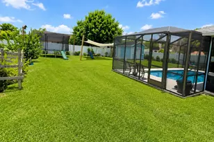 230 SW Inwood Ave, Port Saint Lucie, FL 34984 - Photo 15