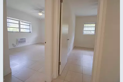 1855 Adams #29, Hollywood, FL 33020 - Photo 11