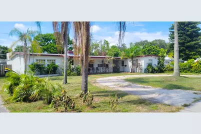 213 SW 3rd Place, Dania Beach, FL 33004 - Photo 3