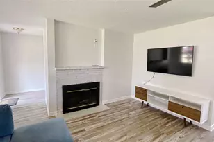 213 SW 3rd Pl, Dania Beach, FL 33004 - Photo 17