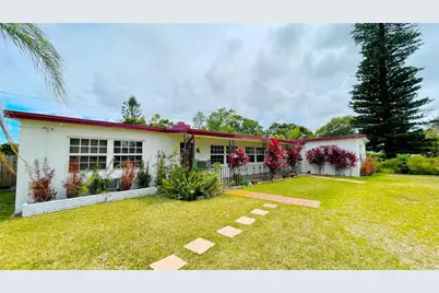 213 SW 3rd Place, Dania Beach, FL 33004 - Photo 9