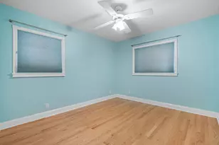 317 NE 2nd St, Boca Raton, FL 33432 - Photo 23