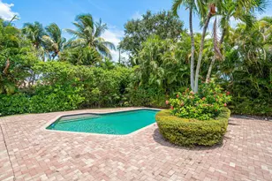 317 NE 2nd St, Boca Raton, FL 33432 - Photo 31