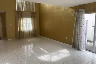 56 Gables Blvd, Weston, FL 33326 - Photo 3