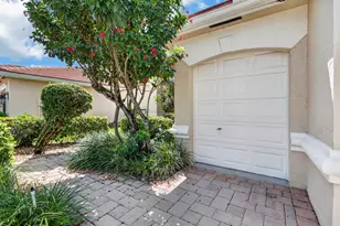 4470 Hazleton Ln, Lake Worth, FL 33449 - Photo 5