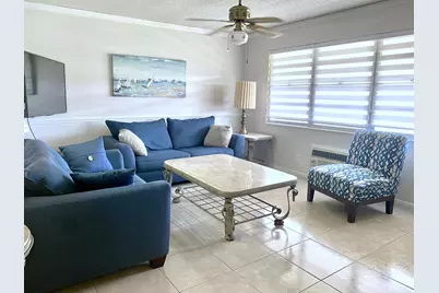 335 Farnham P, Deerfield Beach, FL 33442 - Photo 3