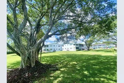 335 Farnham P, Deerfield Beach, FL 33442 - Photo 1