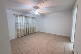 1300 SW 125th Ave, Pembroke Pines, FL 33027 - Photo 9