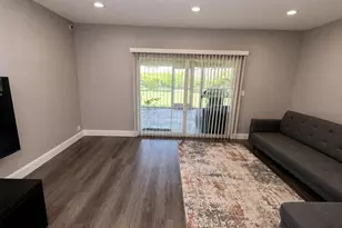 7975 NW 8th St, Margate, FL 33063 - Photo 3