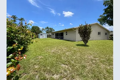 7975 NW 8th Street, Margate, FL 33063 - Photo 23