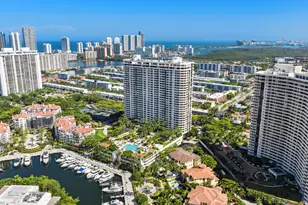 2000 Island Blvd, Aventura, FL 33160 - Photo 23