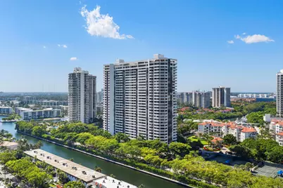 2000 Island Boulevard #903, Aventura, FL 33160 - Photo 43
