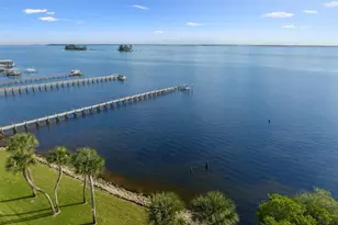 13225 N Indian River Dr, Sebastian, FL 32958 - Photo 17