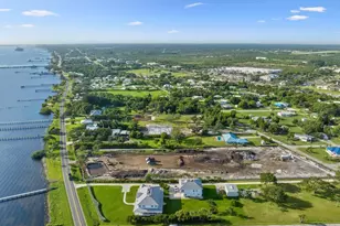 13225 N Indian River Dr, Sebastian, FL 32958 - Photo 23