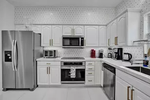 833 SW 17th St, Fort Lauderdale, FL 33315 - Photo 15