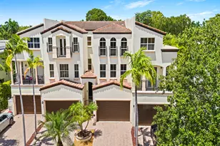 1423 NE 26th Ave, Fort Lauderdale, FL 33304 - Photo 1