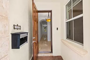 1423 NE 26th Ave, Fort Lauderdale, FL 33304 - Photo 5
