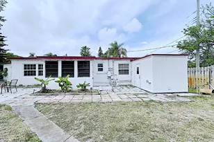 213 SW 3rd Pl, Dania Beach, FL 33004 - Photo 39