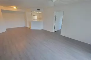 4163 N Haverhill Rd, West Palm Beach, FL 33417 - Photo 9