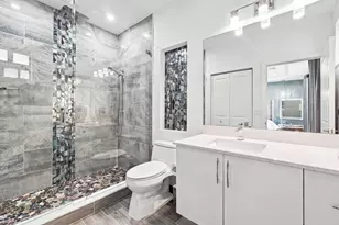 1090 SE 3rd St, Pompano Beach, FL 33060 - Photo 27