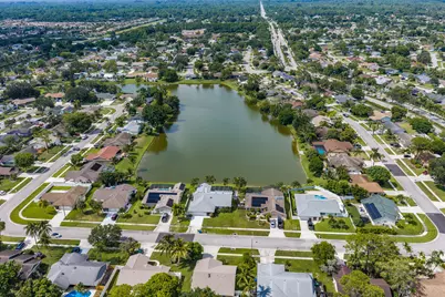 217 Parkwood Drive S, Royal Palm Beach, FL 33411 - Photo 29
