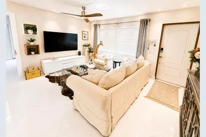 327 Lancaster Street, Boca Raton, FL 33487 - Photo 5