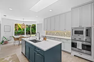 2815 Hampton Cir E, Delray Beach, FL 33445 - Photo 1