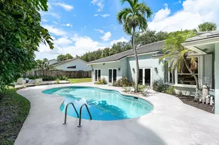 2815 Hampton Cir E, Delray Beach, FL 33445 - Photo 7