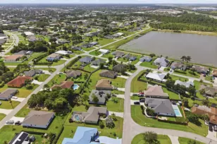 2389 SW Vale St, Port Saint Lucie, FL 34953 - Photo 45