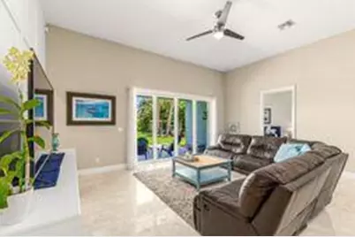 2070 NW Pine Tree Way, Stuart, FL 34994 - Photo 9