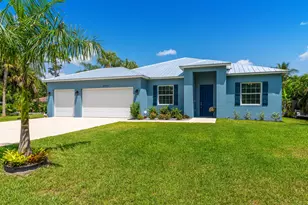 2070 NW Pine Tree Way, Stuart, FL 34994 - Photo 7