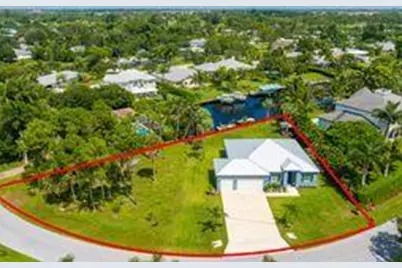 2070 NW Pine Tree Way, Stuart, FL 34994 - Photo 33