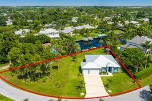2070 NW Pine Tree Way, Stuart, FL 34994 - Photo 33