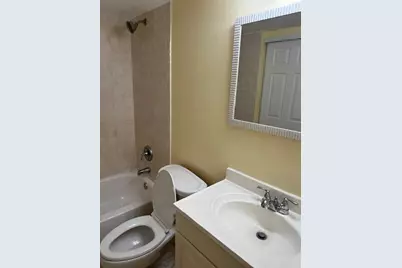 7013 NW 63rd Court, Tamarac, FL 33321 - Photo 17