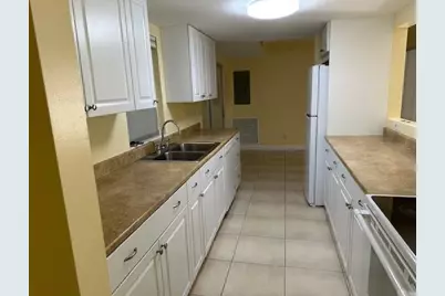 7013 NW 63rd Court, Tamarac, FL 33321 - Photo 23