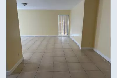 7013 NW 63rd Court, Tamarac, FL 33321 - Photo 15