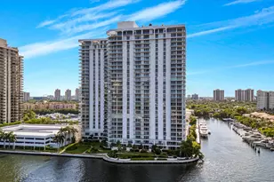 19707 Turnberry Way, Aventura, FL 33180 - Photo 21