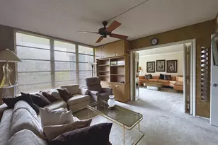 3930 Oaks Clubhouse Dr, Pompano Beach, FL 33069 - Photo 5