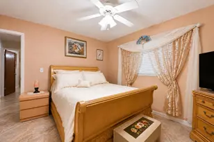 1229 SW Cynthia St, Port Saint Lucie, FL 34983 - Photo 15