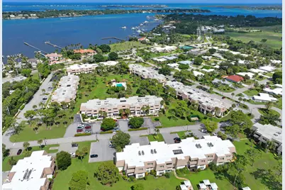 1800 SE Saint Lucie Boulevard #6-201, Stuart, FL 34996 - Photo 5