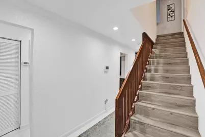 7387 NW 34th Street, Lauderhill, FL 33319 - Photo 9
