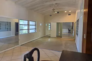 704 NE 22nd Dr, Wilton Manors, FL 33305 - Photo 3
