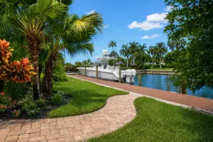 2 Island Rd, Sewalls Point, FL 34996 - Photo 5