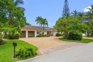 2 Island Rd, Sewalls Point, FL 34996 - Photo 11