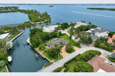 2 Island Road, Sewalls Point, FL 34996 - Photo 9